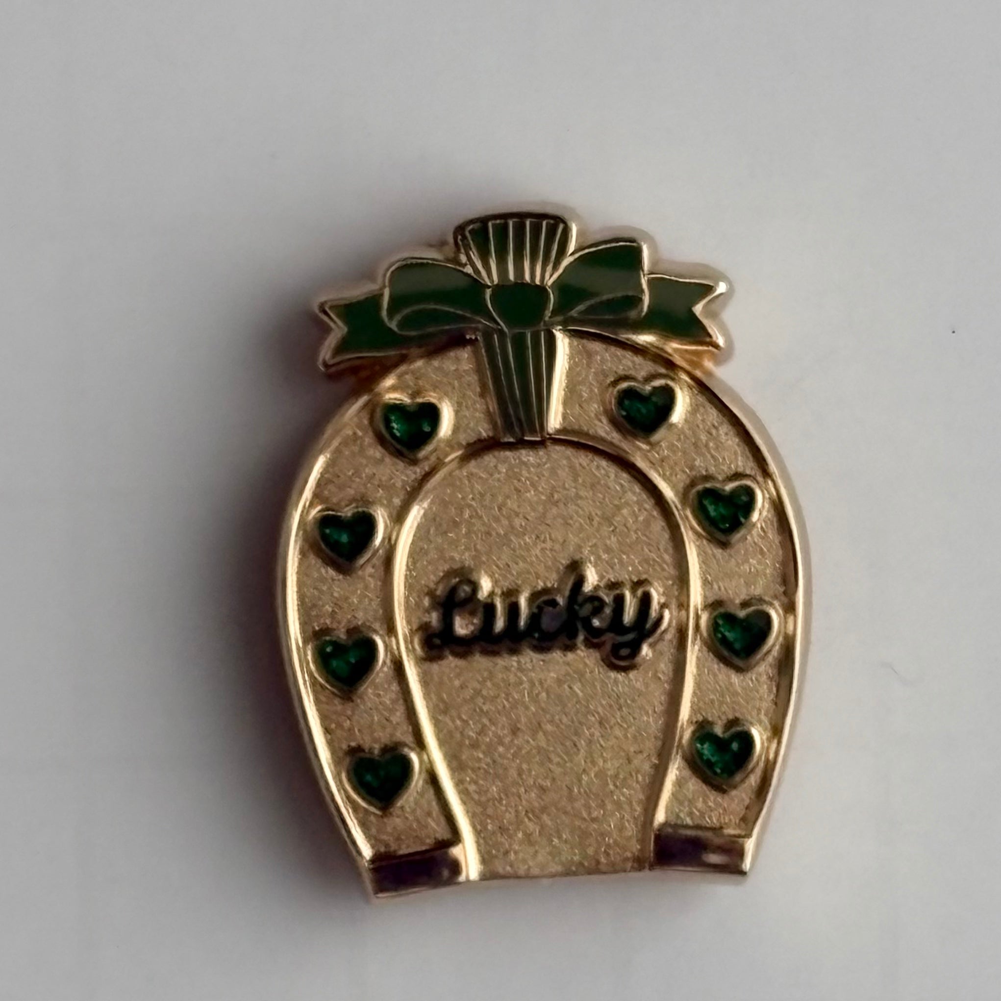 Lucky Heart Heartshoe - Sapphire Needle Minder
