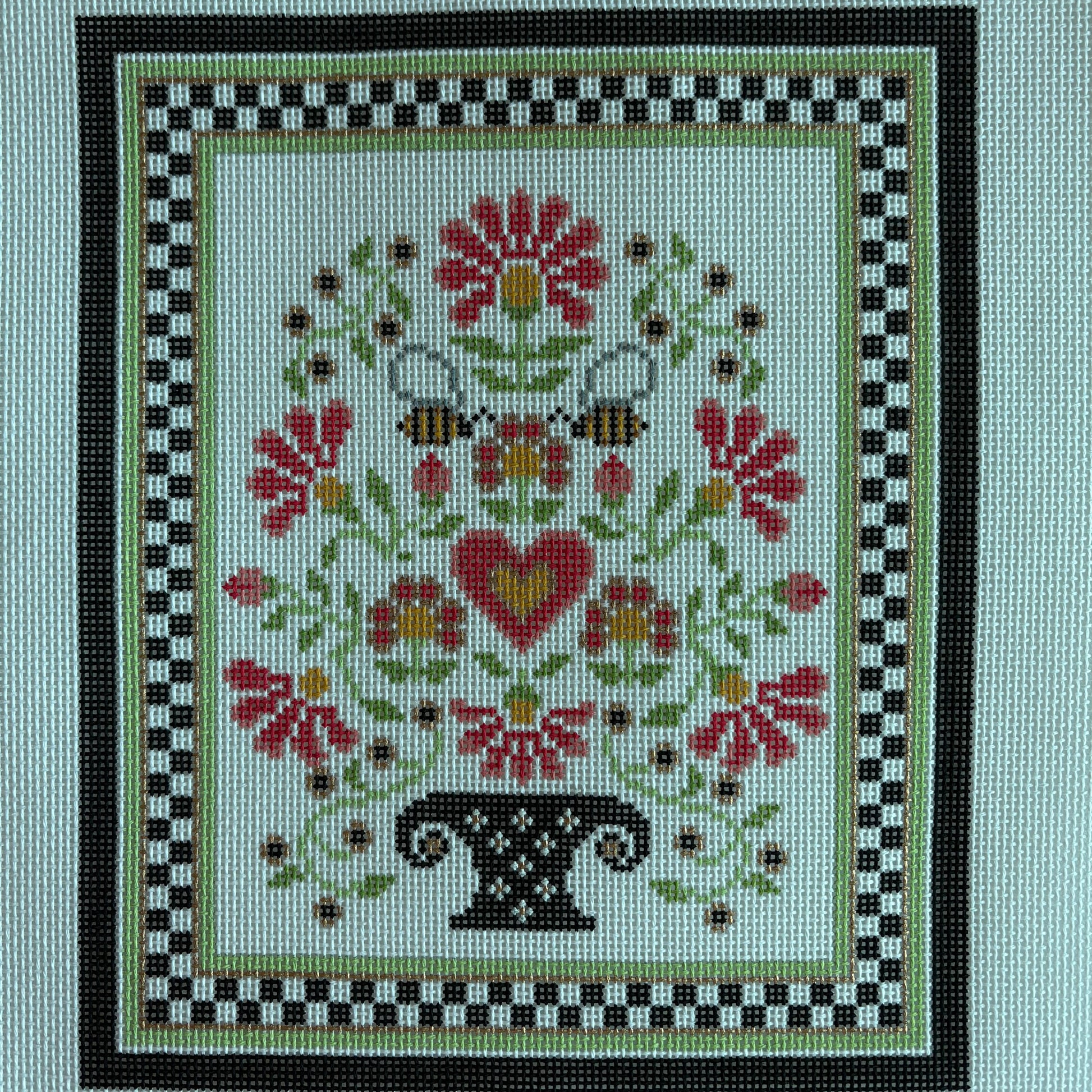 Flower Bee Checkered